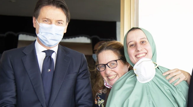 Silvia Romano, i servizi segreti italiani contro Giuseppe Conte: gli errori imperdonabili