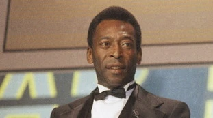Pelè "operato per un tumore": lo svenimento, poi il ricovero e la scoperta choc