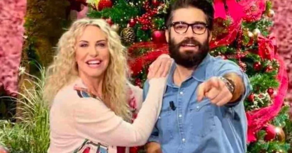 Lorenzo Biagiarelli, gelo con la Clerici: "La mia radio si è rotta"