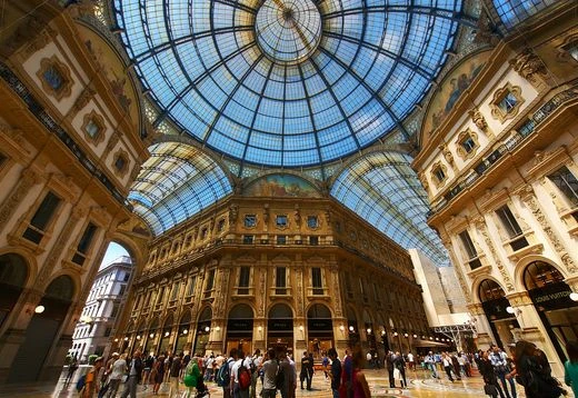 LA MODA ATTRAE I TURISTI STRANIERI IN ITALIA ANCHE "FUORI STAGIONE"