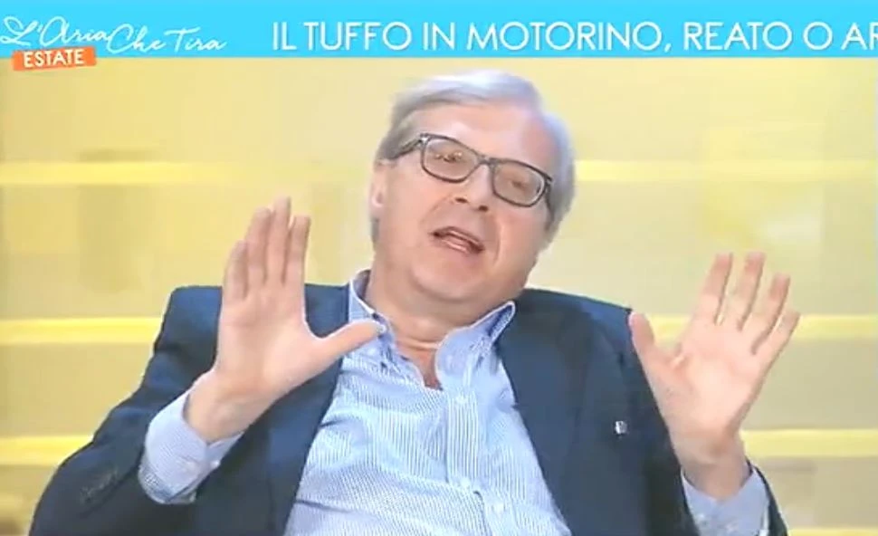 Vittorio Sgarbi: "Mario Balotelli è nero, ricco e ha fatto un capolavoro. Hai rotto il c***o"
