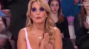 Io e te, Pierluigi Diaco fa gli anni? Il regalo di Jo Squillo lo fa sbroccare: "Non lo condivido", clamoroso su Rai 1