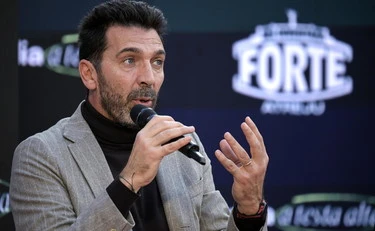 Meloni? Buffon fa impazzire la sinistra con 3 parole
