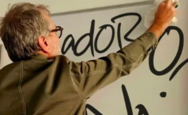FdI ridicolizza Corrado Formigli: "Adoro", "No". Il fotomontaggio che lo fa impazzire