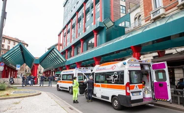Milano, 19enne violentata: "Nel mezzanino della metro di Cadorna", dettagli agghiaccianti