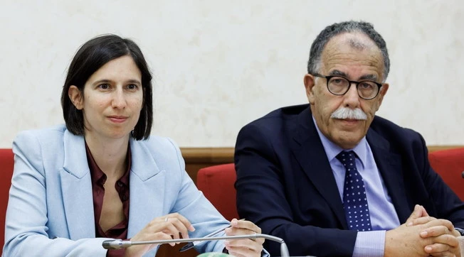 Pd, assalto al Tg1: "Troppo Lollobrigida", vogliono decidere la scaletta