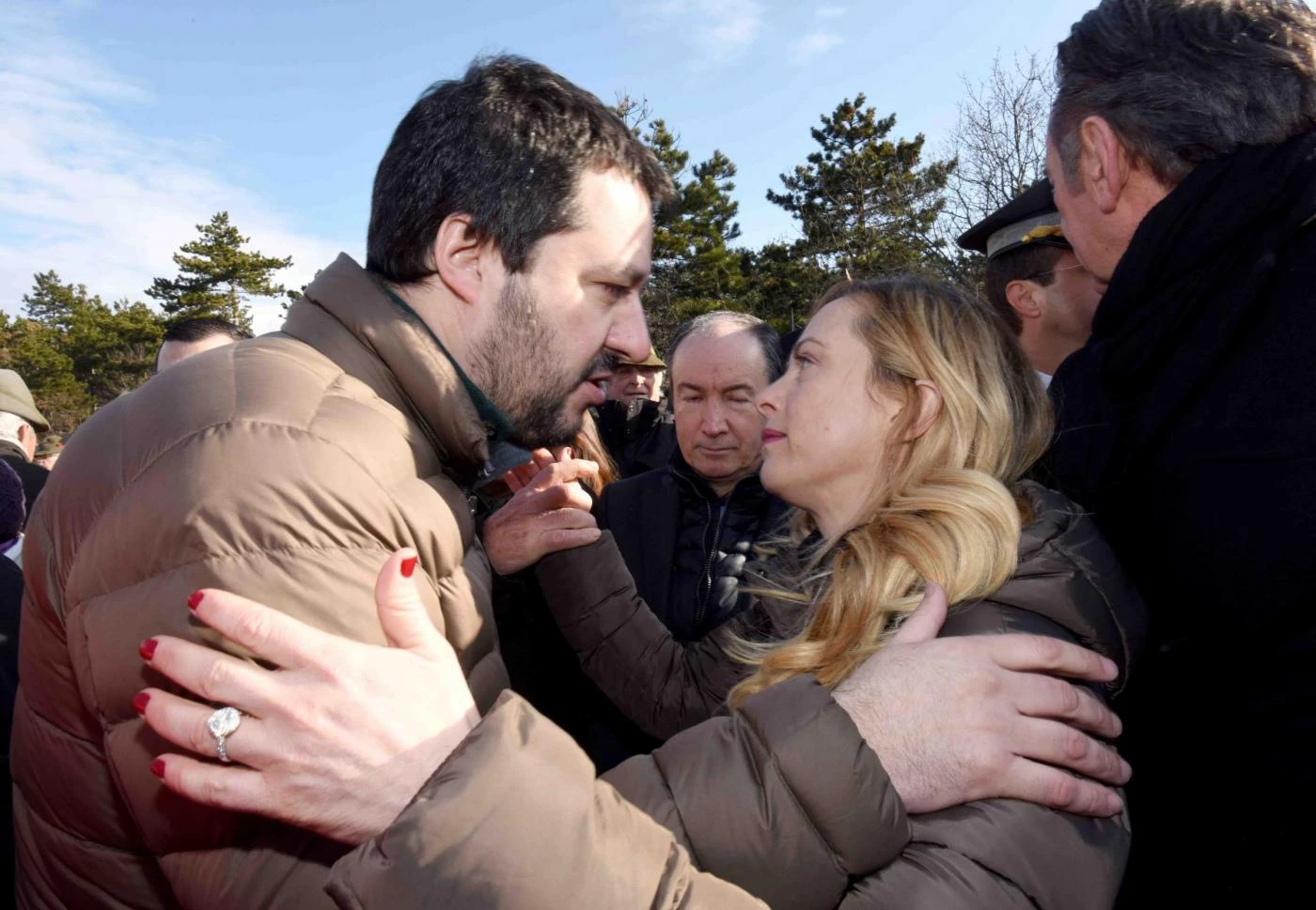 Matteo Salvini e Giorgia Meloni divisi in Toscana: la carta Ceccardi spacca il centrodestra?