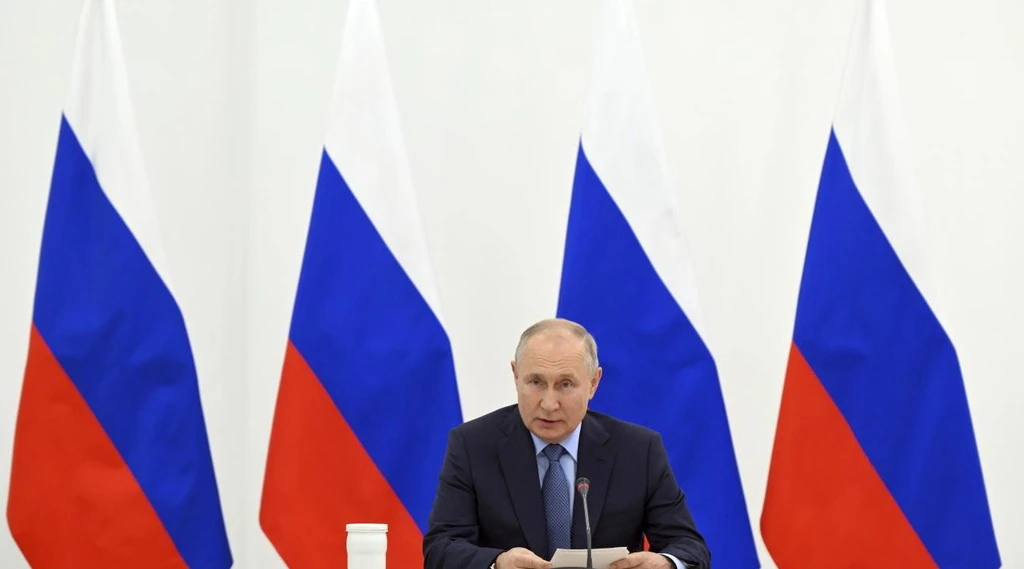 Vladimir Putin: "Nuove armi nucleari avanzate"