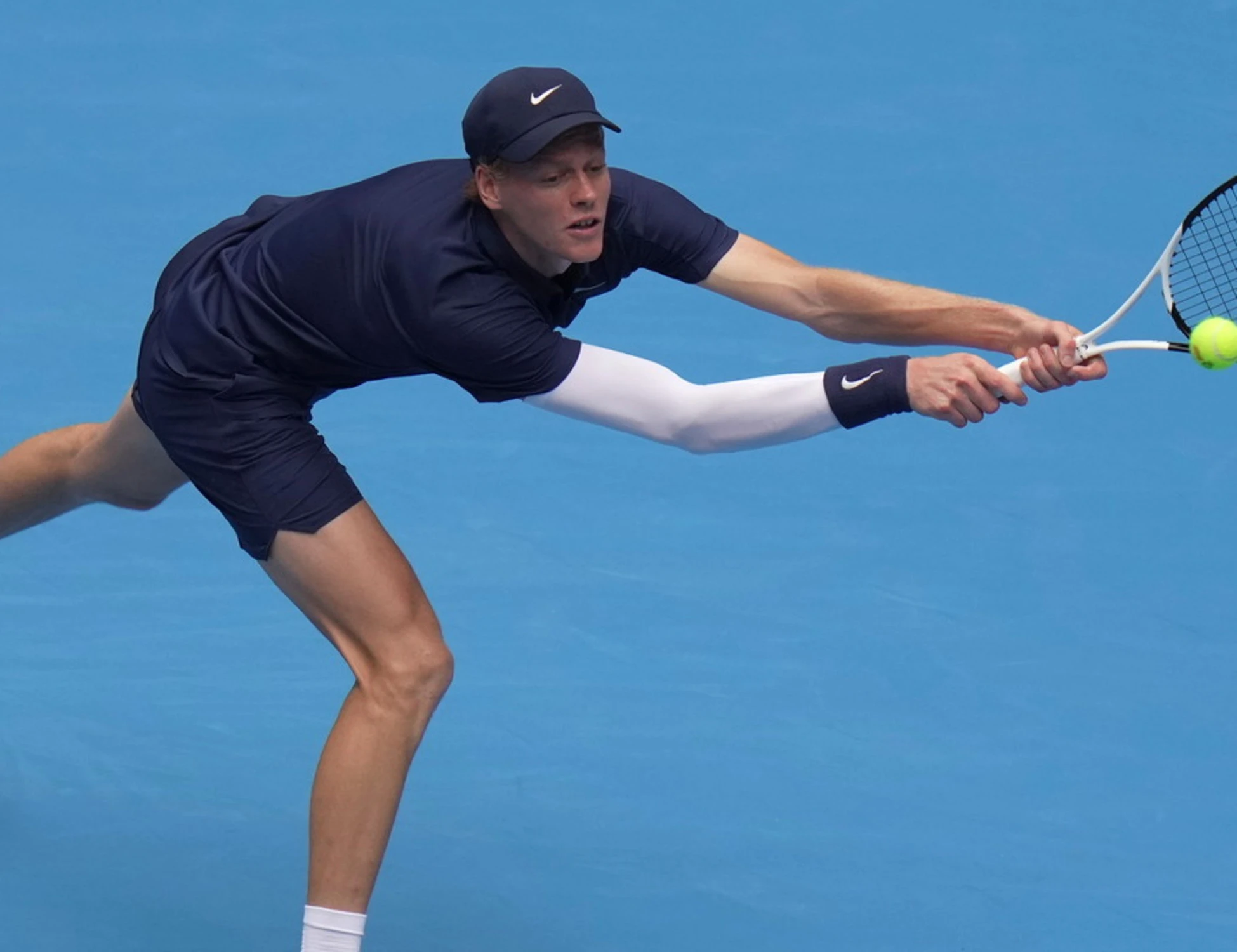 Atp Vienna, Sinner batte Altmaier in due set e vola agli ottavi contro Cobolli