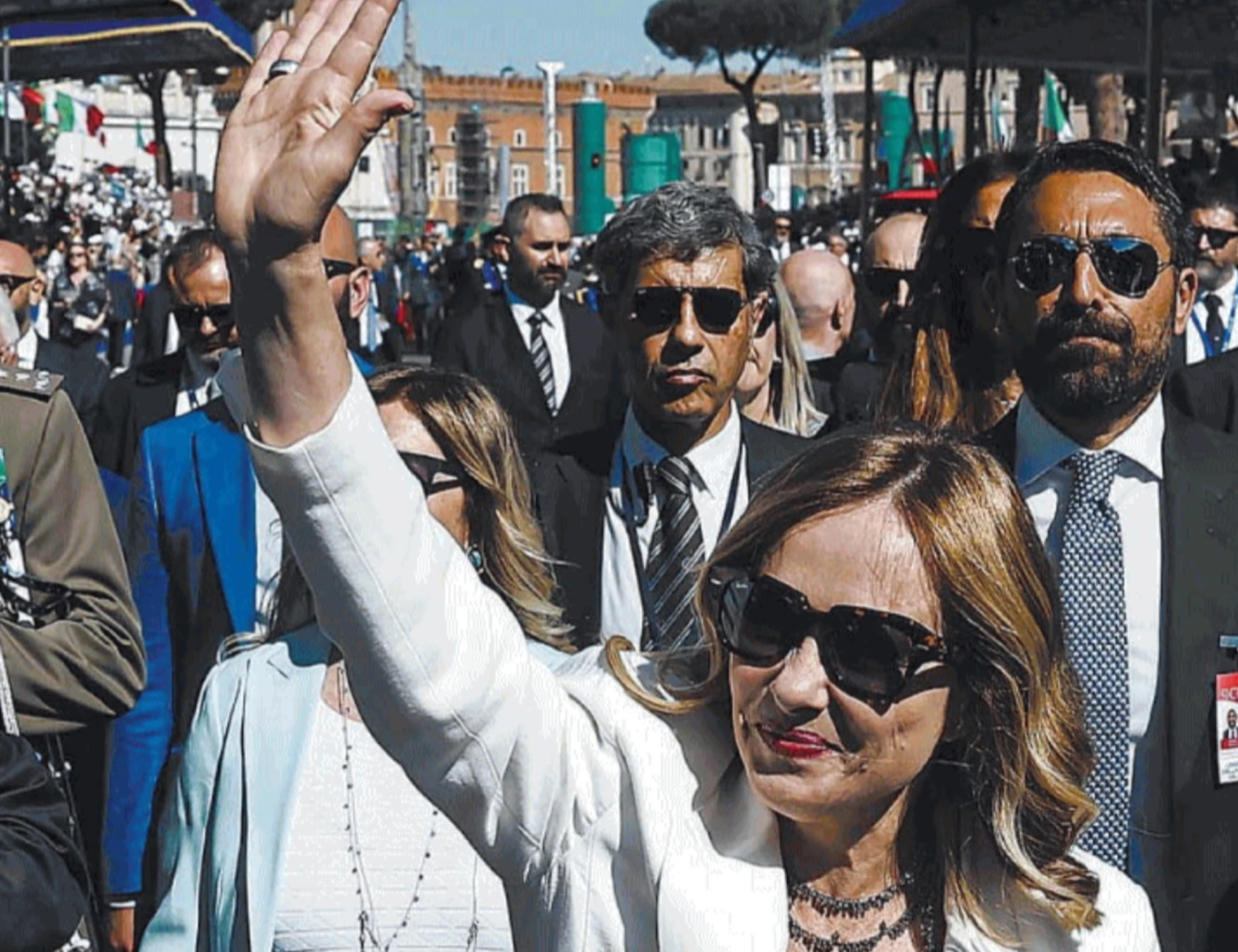 Meloni, in punta di regolamento: come beffa la sinistra