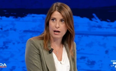 In Onda, Elisabetta Piccolotti contro Nordio e governo: "Pensano che gli italiani siano ebeti"