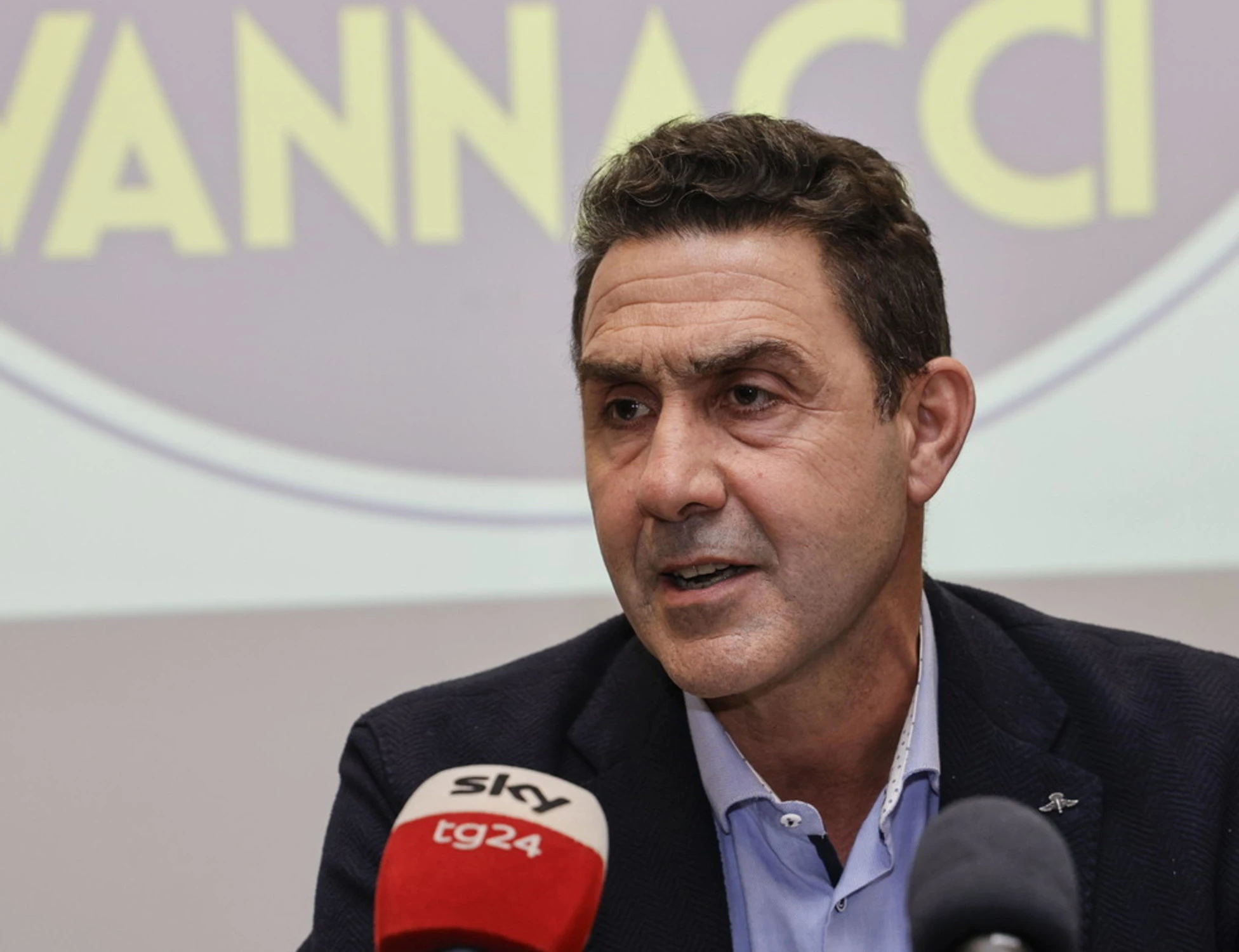 Generale Vannacci, il simbolo di Adinolfi per incassare i contributi