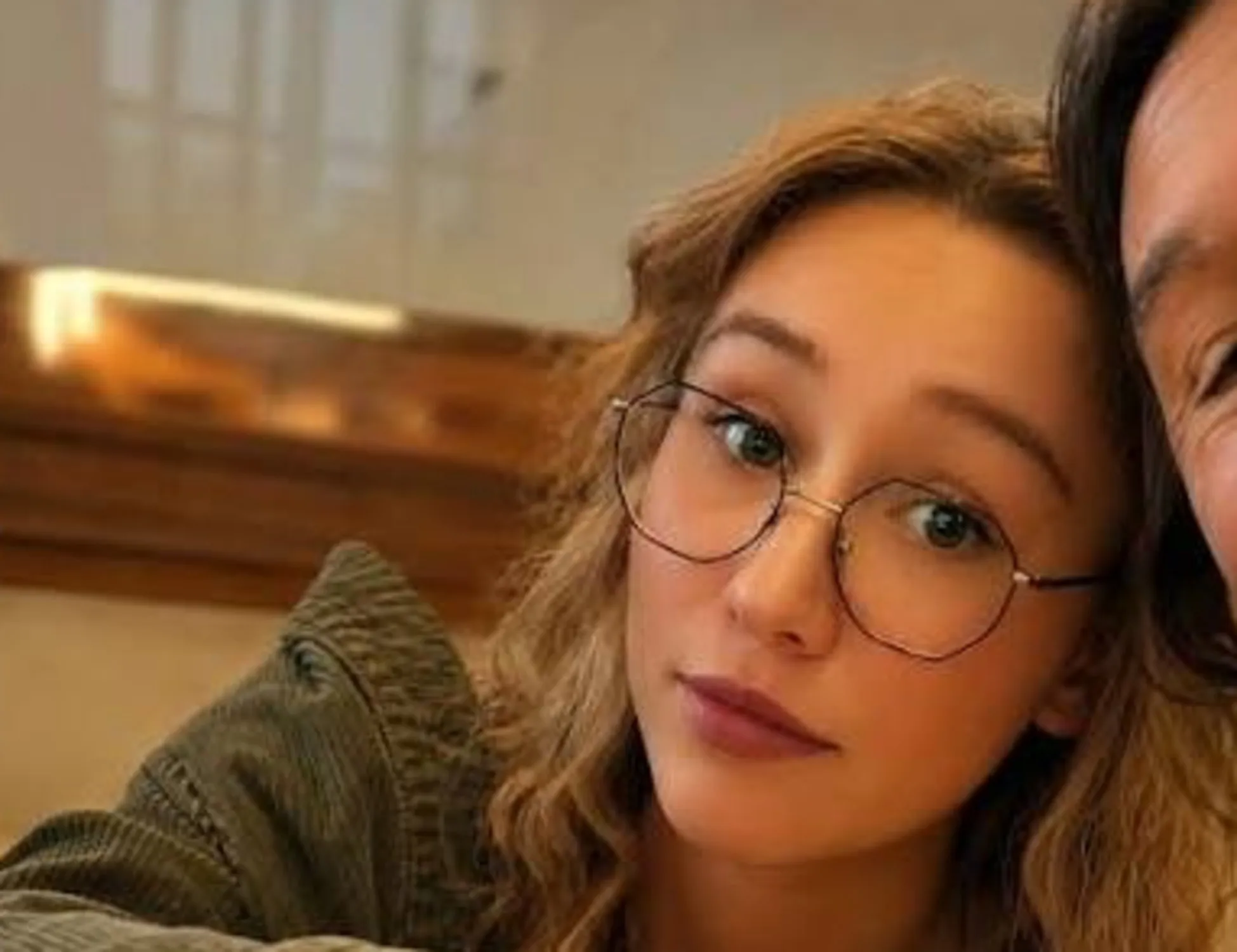 Leggi l'articolo: Valentina Amandola muore a 22 anni: finisce con l'auto su un tir