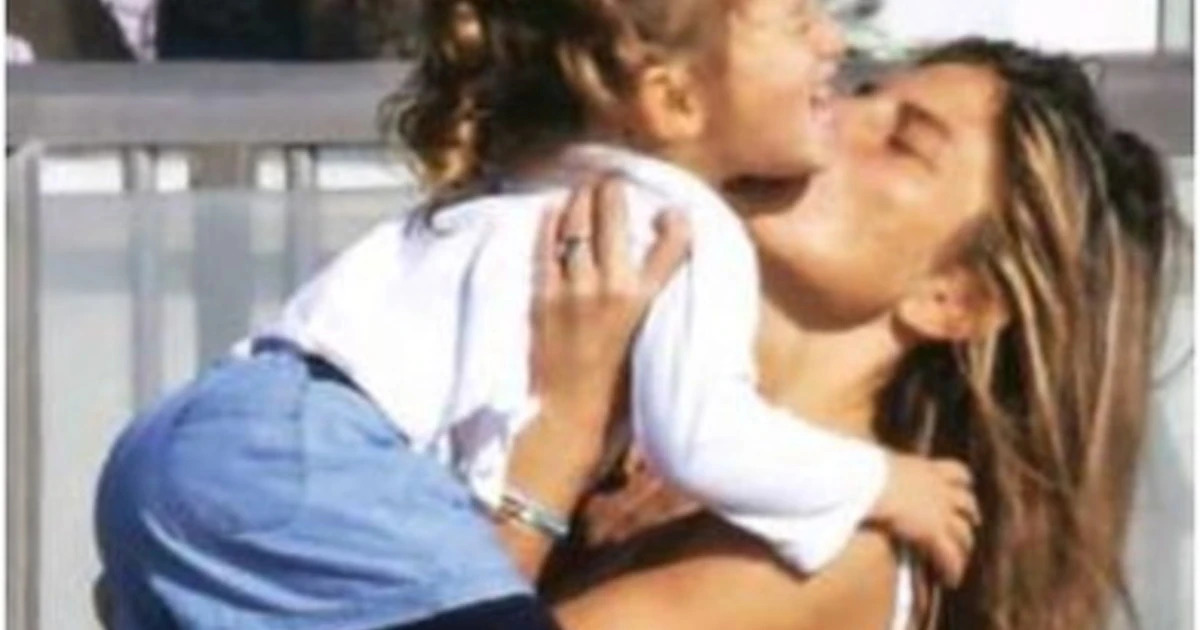 Laura Ravetto, "indovinate cos'ha fatto il giorno prima di mollare Silvio Berlusconi?": spuntano queste foto clamorose