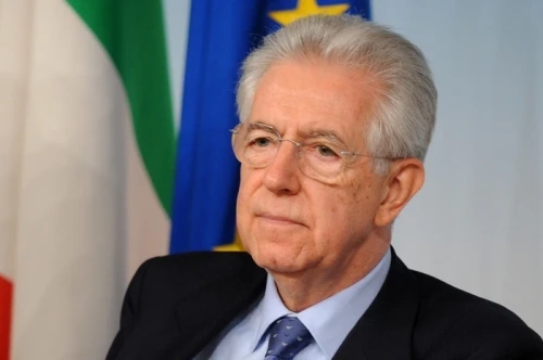 Messaggini, birre e ricercatori: Monti fa retromarcia su tutto