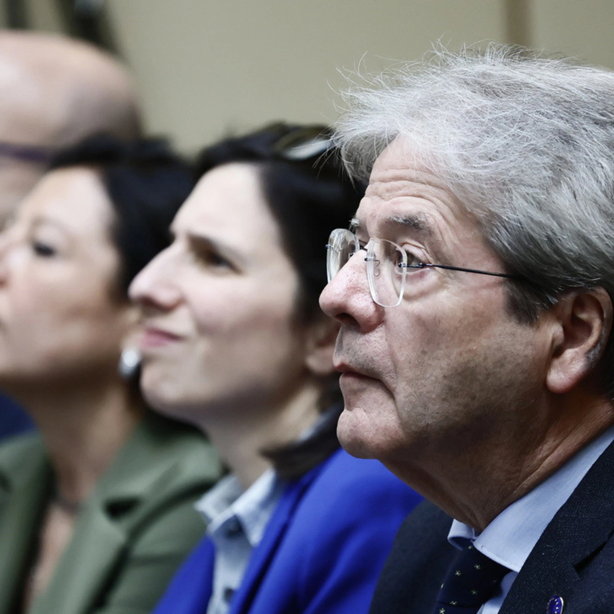 Paolo Gentiloni tace: &egrave; un siluro contro il Pd?