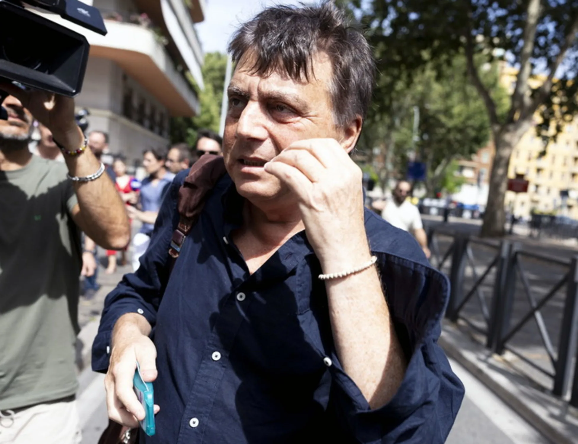 Leggi l'articolo: Valter Lavitola pestato in carcere? Due giorni prima... clamoroso, cosa emerge