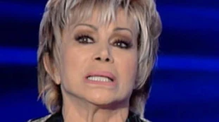  Carmen Russo