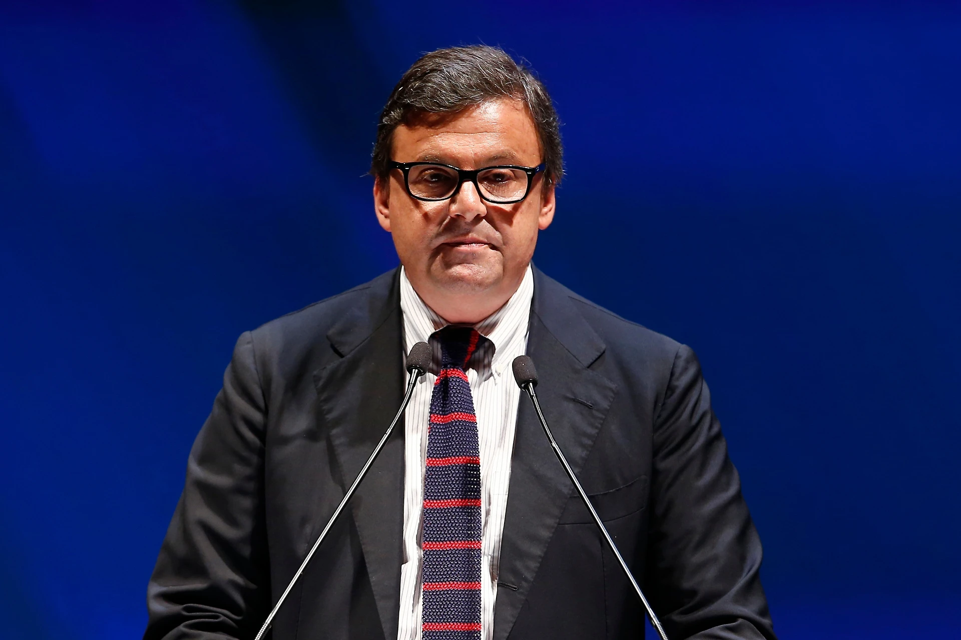 Carlo Calenda, l'ultimo disastro politico dei vescovi: quanto vale davvero l'ex ministro