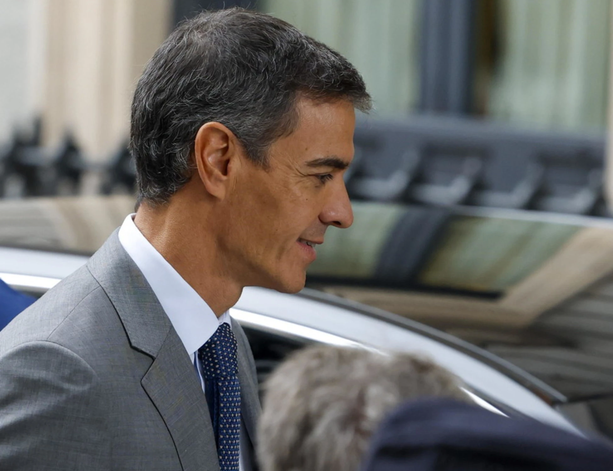 Sanchez sta per cadere: trascinerà a picco anche Schlein e Conte?
