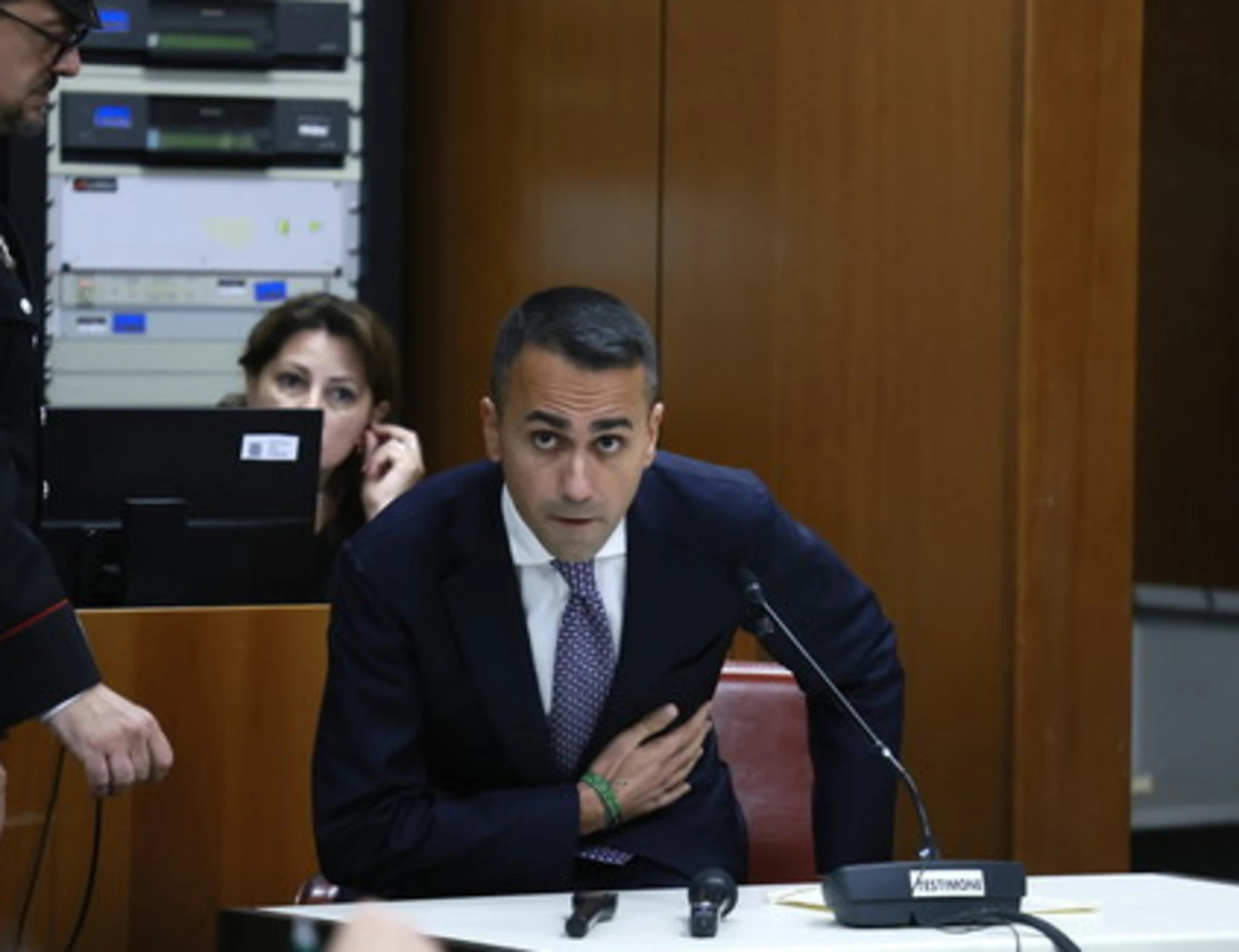 Luigi Di Maio, plauso a Meloni e siluro a Conte: "La differenza è nel leader"