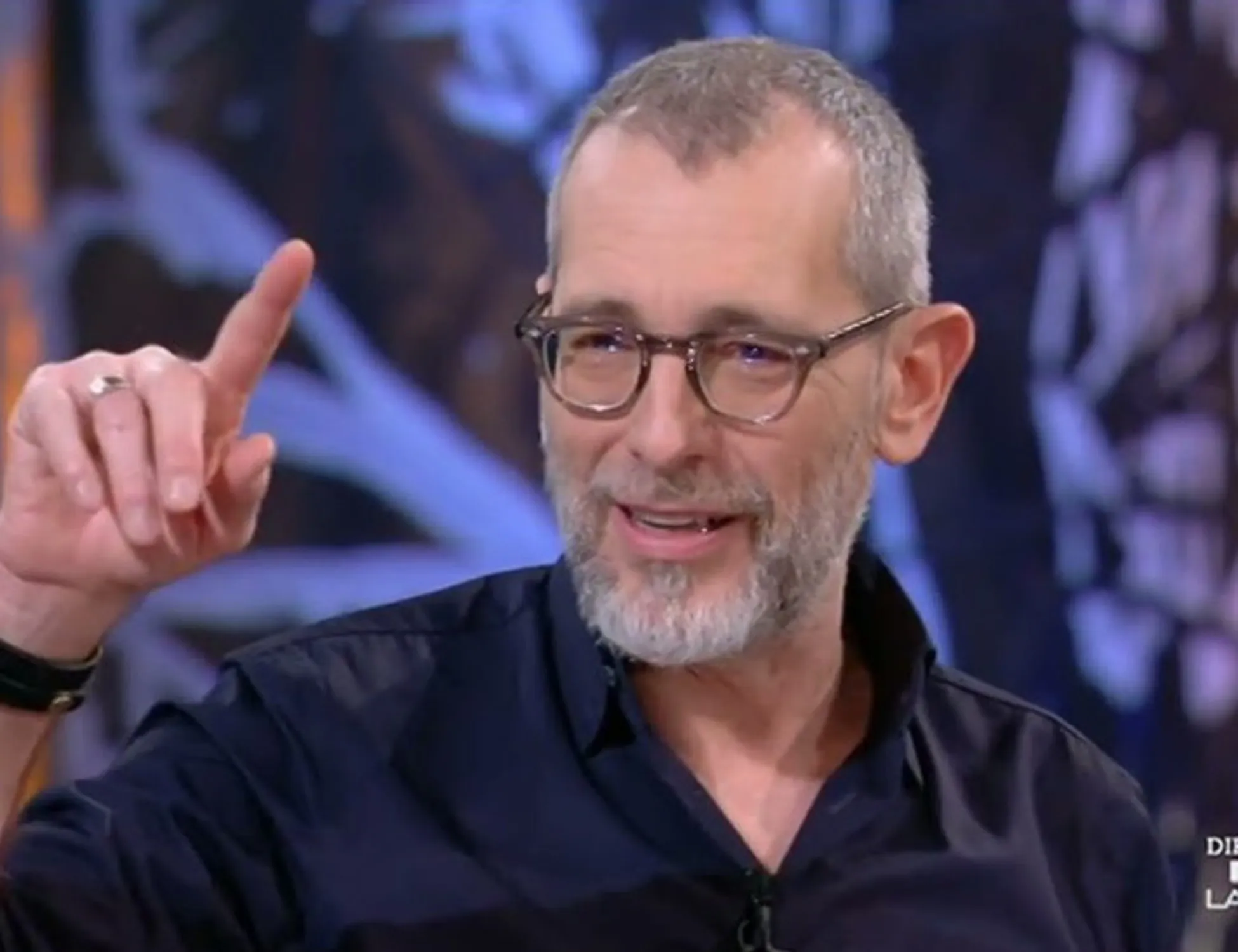 Leggi l'articolo: "Molto chiari": Crosetto lo querela, Formigli in imbarazzo 