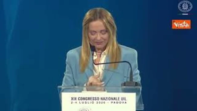 Meloni a Congresso Uil: Grazie a Bombardieri detto "Bomba", nome aiuta. Con "Meloni" piÃ¹ difficile