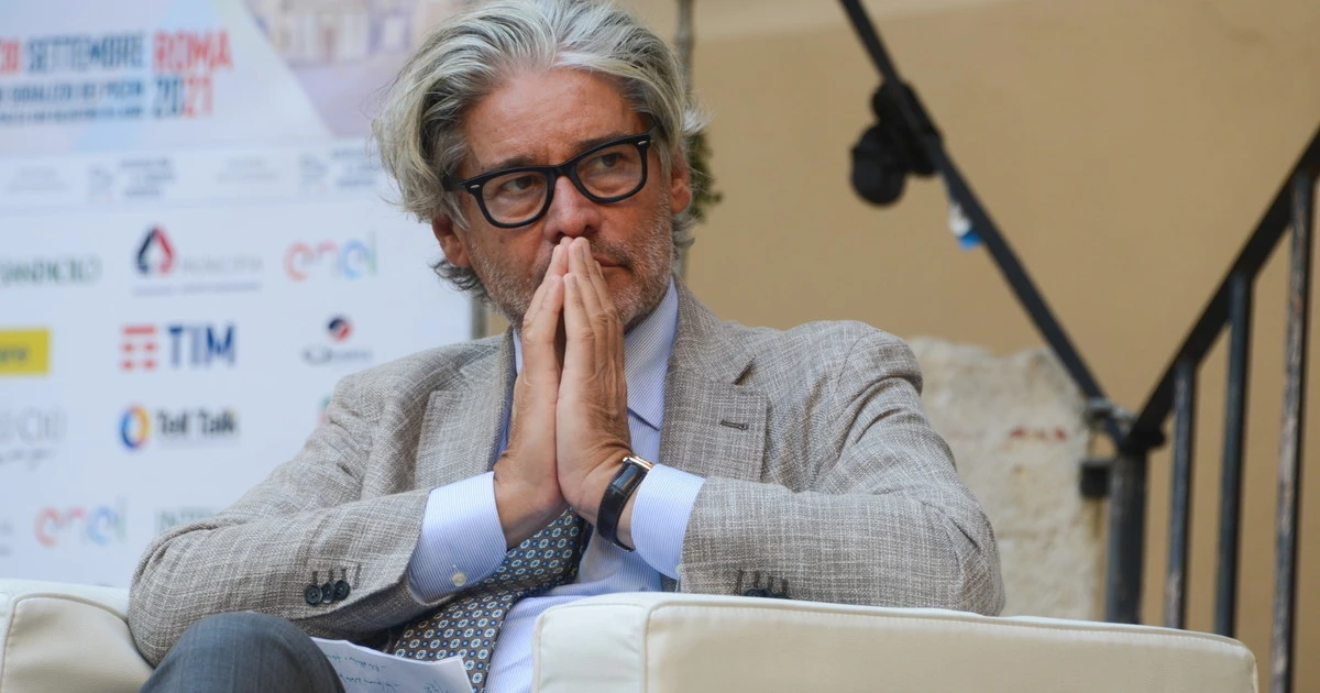 Paolo Del Debbio "scippato", Forza Italia mette le mani su Dritto e Rovescio: chi si porta via