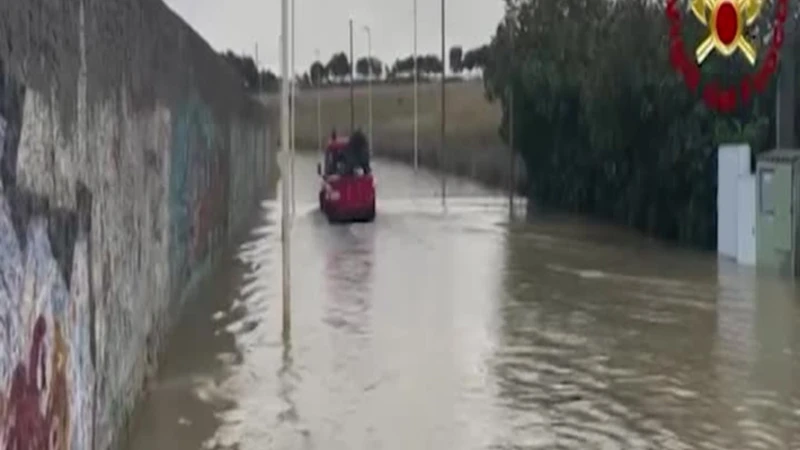 Porto Torres: allagamenti per maltempo, salvate mamma e figlia intrappolate in auto