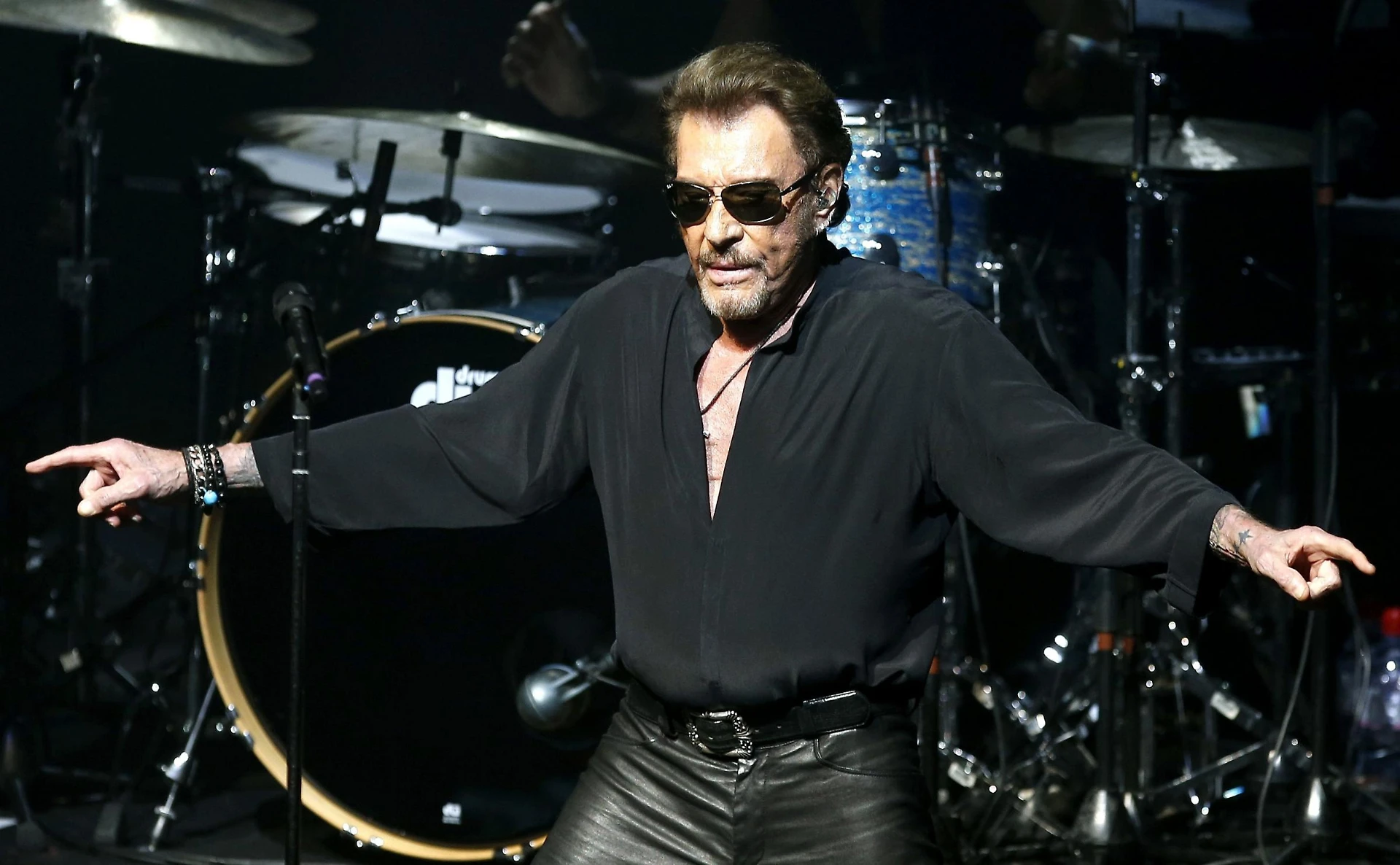 Lutto nel mondo del musica, addio al mito del rock'n roll Johnny Hallyday: aveva 74 anni