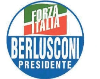 Silvio Berlusconi, la mossa da 2 milioni di voti nel simbolo di Forza Italia