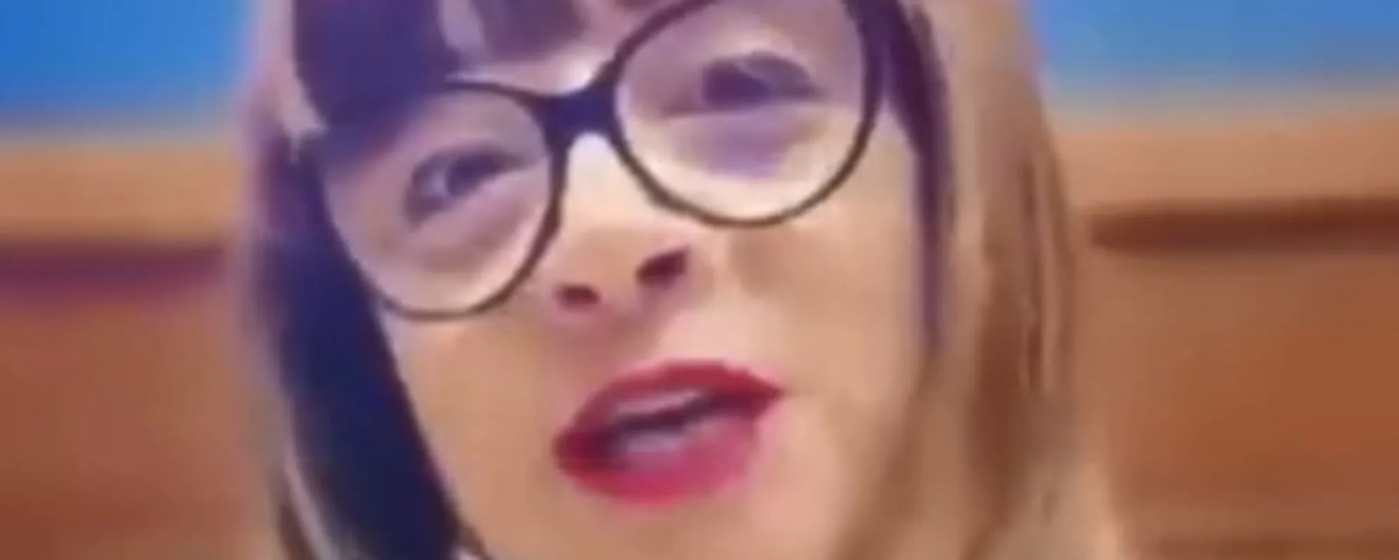 "Oggi è il giorno": il ridicolo sfondone della grillina Morfino contro Giorgia Meloni <span style="color: rgb(153, 0, 0);">Video</span>