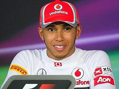 Gp Cina, Hamilton in pole position davanti a Raikkonen e Alonso terzo