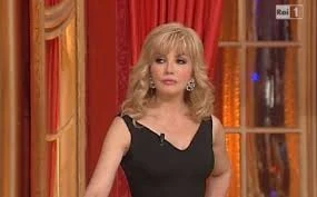 Ballando con le Stelle, confessione di Milly Carlucci: "Il momento più difficile nella mia carriera"