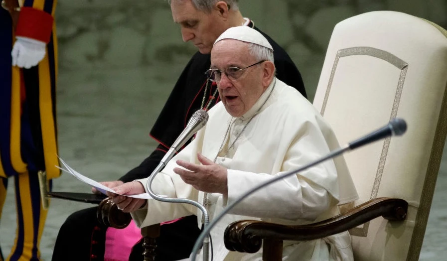 Vaticano, Papa Francesco e le elezioni: chi dice di non votare