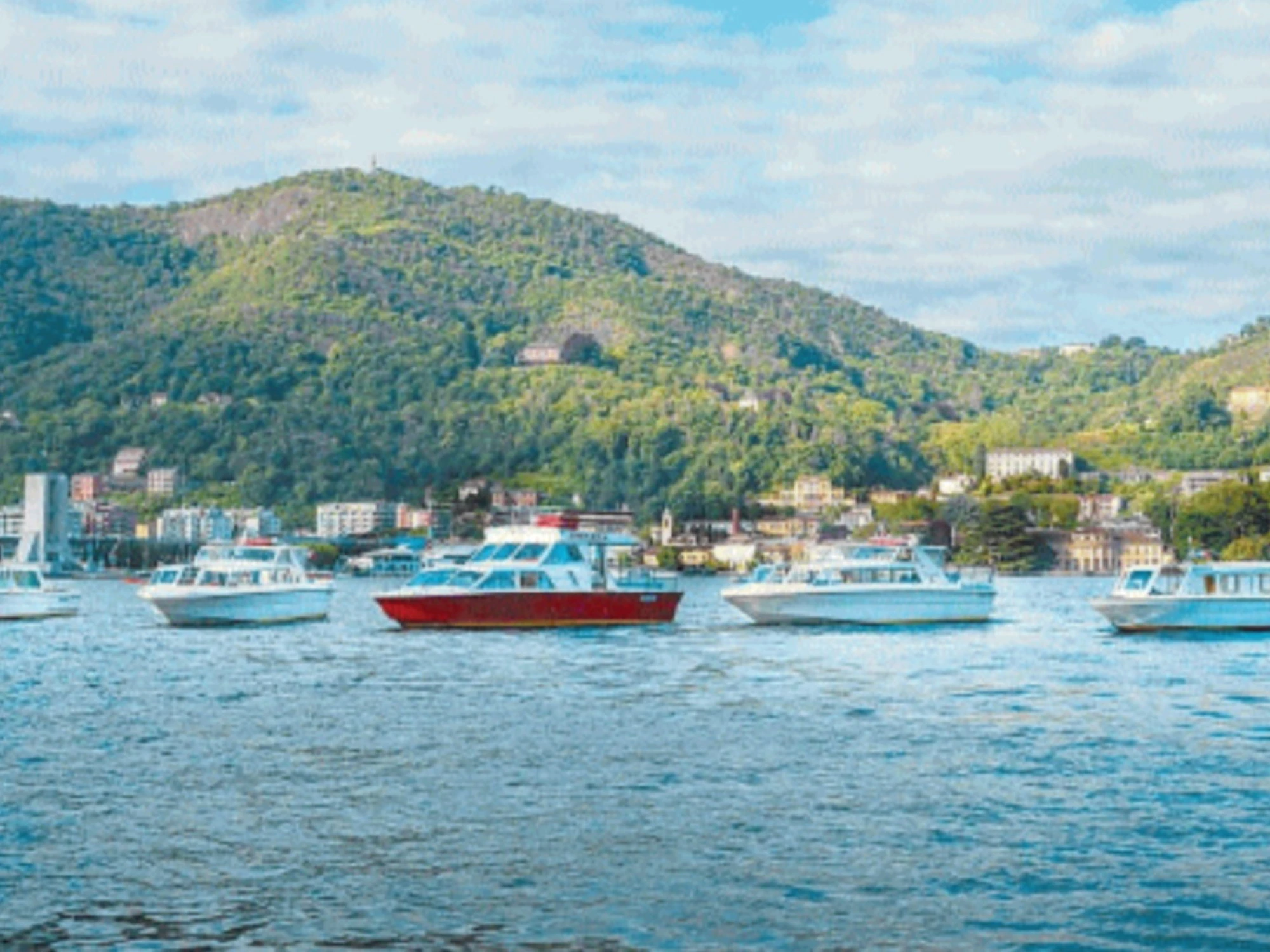 Il Lago di Como sprofonda nel caos, controlli e sanzioni: cosa sta succedendo