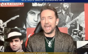 Otto e mezzo, "ho temuto per le sue 18 ernie": Scanzi tocca il fondo