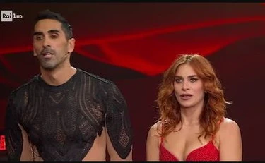 Ballando con le Stelle, Magnini fuori controllo: "Avete rotto a mia moglie"