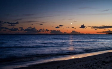 Rimini, aggressione sessuale in spiaggia: chi sono i tre turisti indagati