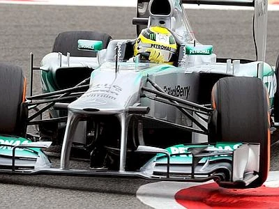 F1, a Montecarlo trionfa Rosberg. Settimo Alonso, incidente per Massa