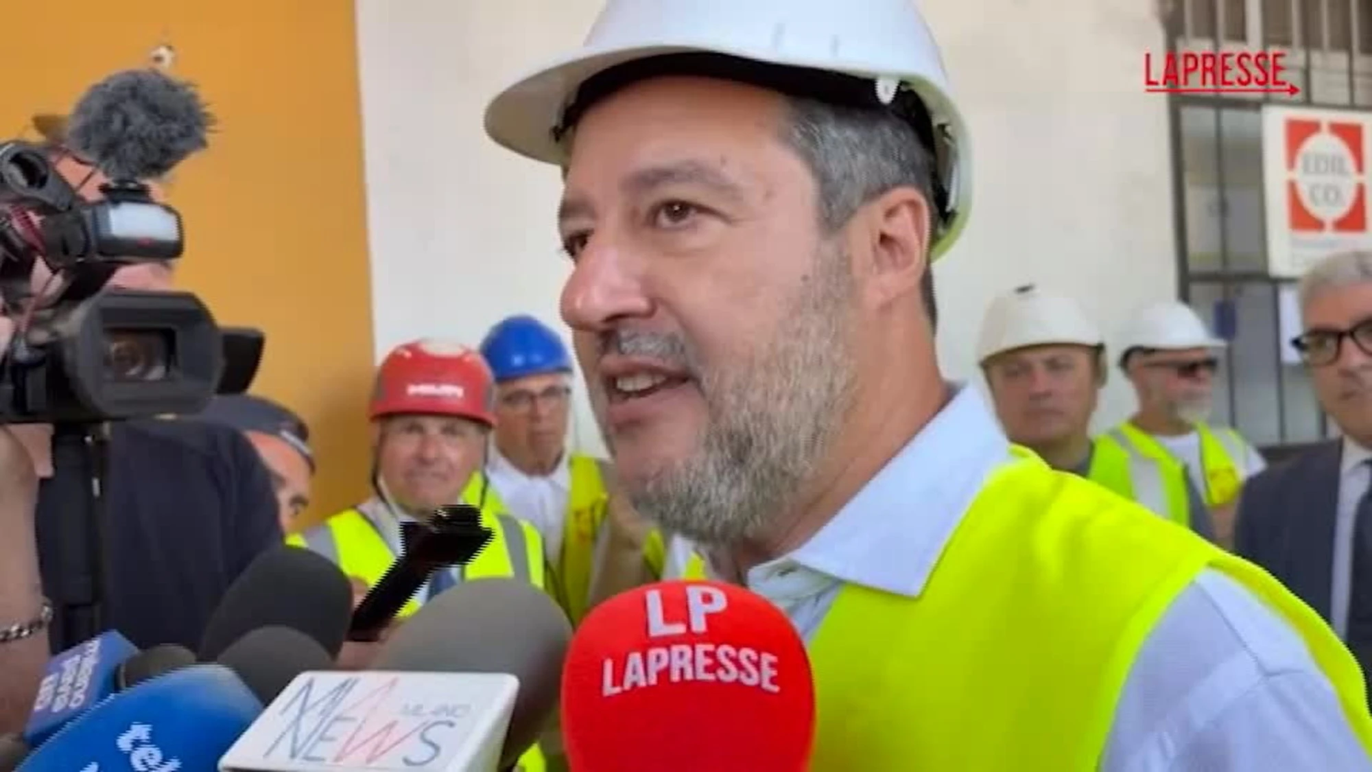 Comunali Milano, Salvini sulle primarie della Lega: "Io il più votato ma conto di fare il ministro"
