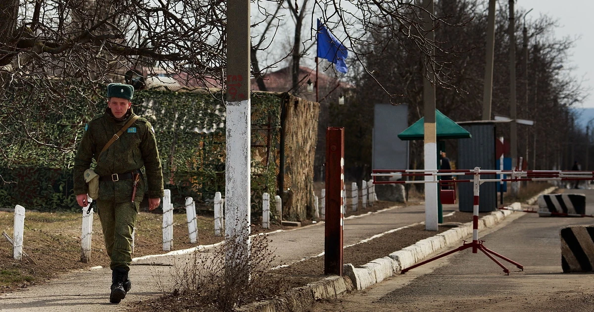 Ucraina, le notizie in diretta. Kiev accusa il Cremlino: "Controlla i gruppi armati della Transnistria"