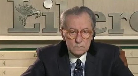 Vittorio Feltri celebra le donne: "Talmente brave che per raggiungere gli uomini..."