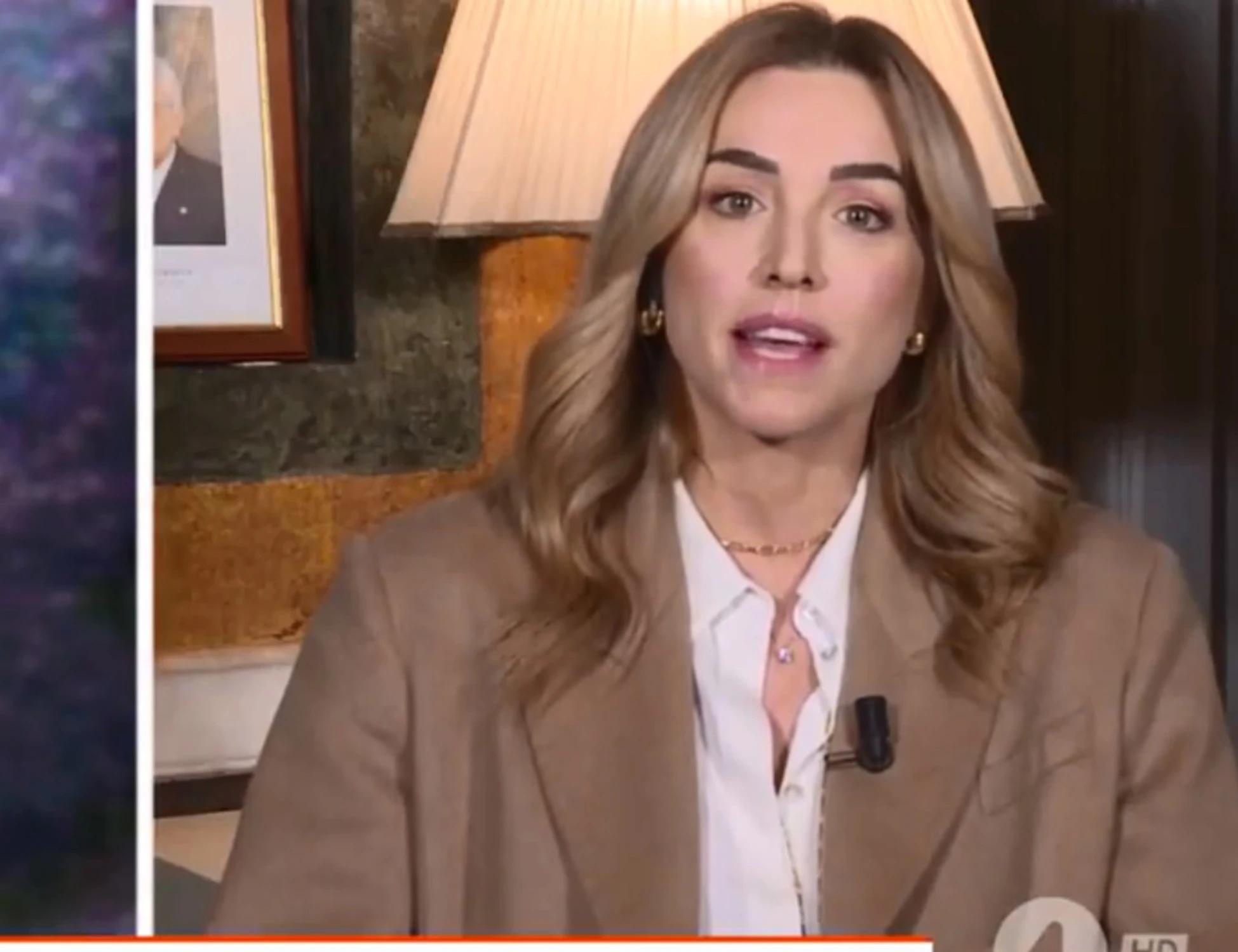 Silvia Salis, i deliri contro il governo: "Vestiti da SS e normalizzazione del fascismo"