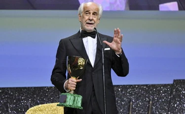 https://media.liberoquotidiano.it/rDyVVyG5odlJUuNGHOfb9Ye8faftH2zbZvyxQxjB3CY/width:800/quality:90/aW1hZ2VzLzIwMjUvMDkvMDcvMDUxNzM1ODQyLTMwZGQ2MWYxLTIyY2QtNDVjMy1iYThhLTA4NGIxZjE1NGQwMi5qcGc.webp
