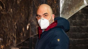 Roberto Saviano, esulta per la cannabis libera? Ecco quello che non dice: effetti collaterali, un silenzio colpevole
