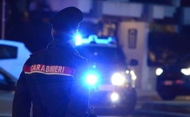 Palermo, sorprende i ladri nel box, viene colpito al volto con un cacciavite: finisce malissimo