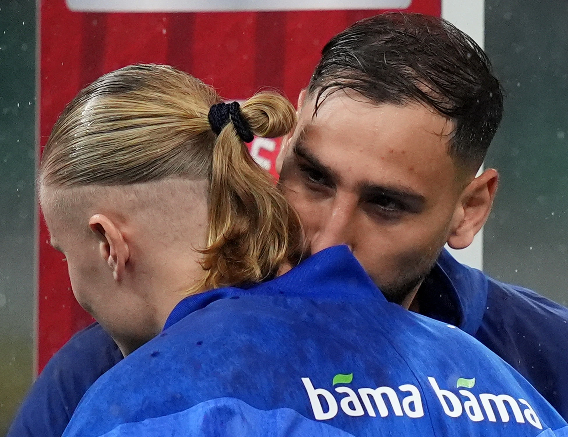 Italia-Norvegia, scintille tra Donnarumma e Haaland: "Ci parlerò a Manchester"