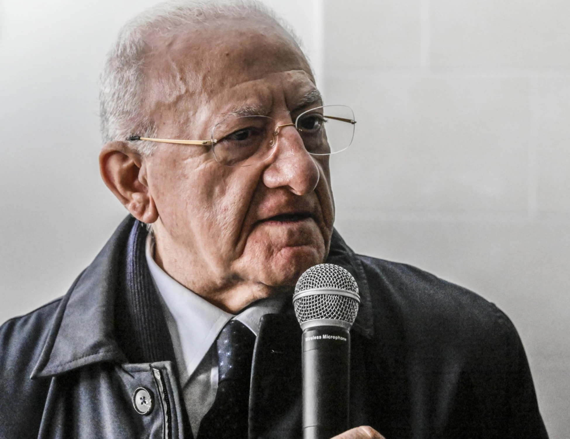 Vincenzo De Luca, siluro al Pd: "Vietare il burqa? Assolutamente d'accordo"