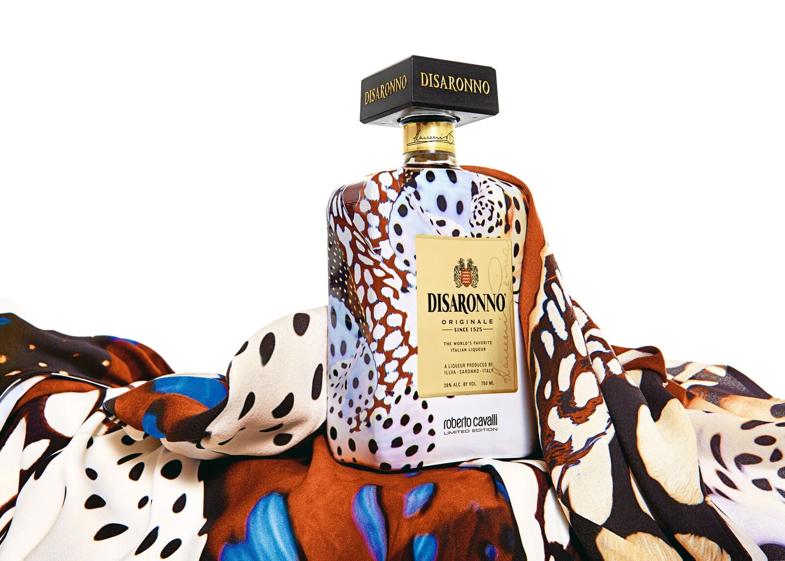 Questo Natale Disaronno veste Roberto Cavalli